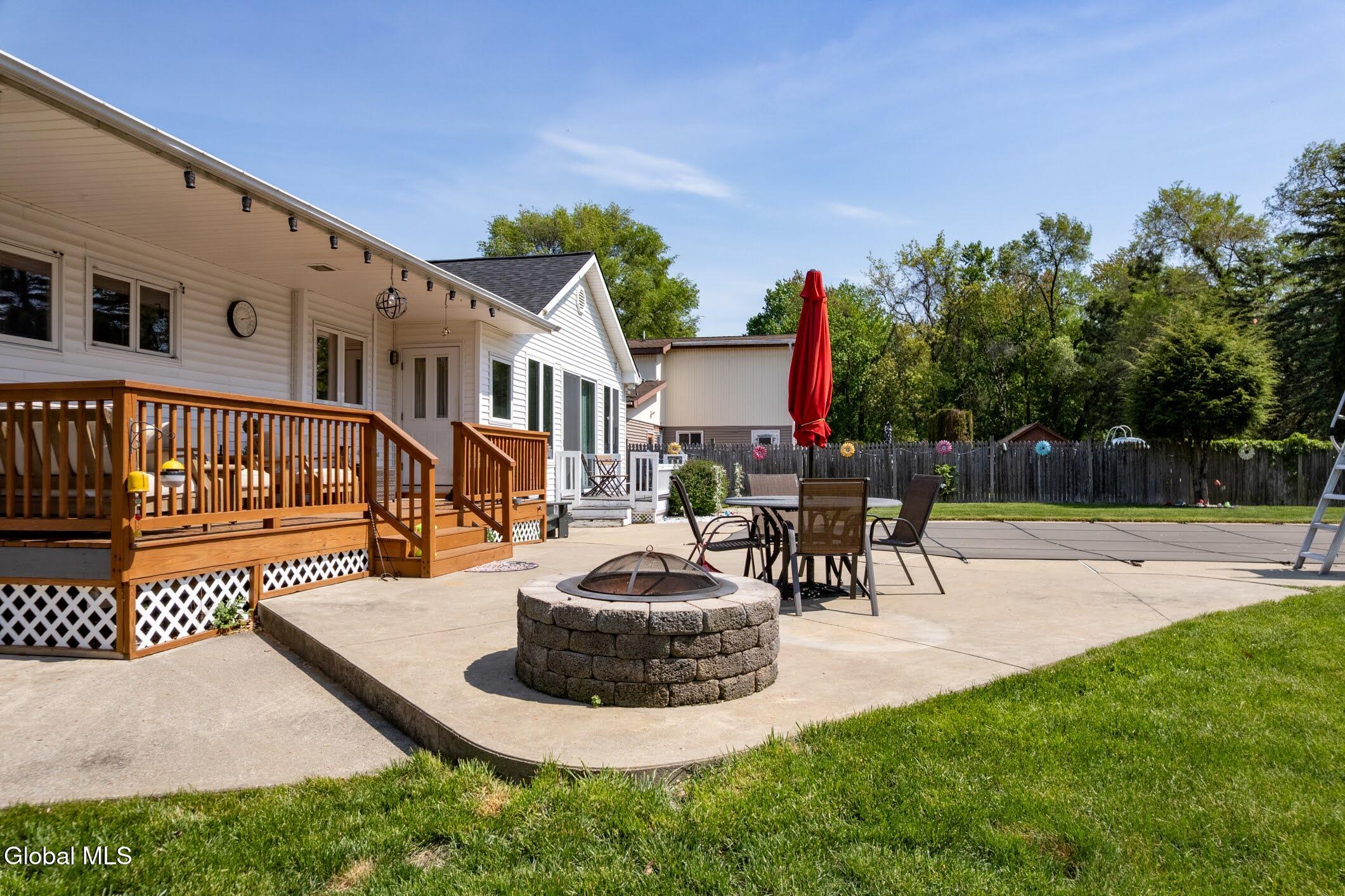 14 Lee Avenue Schenectady NY 12303