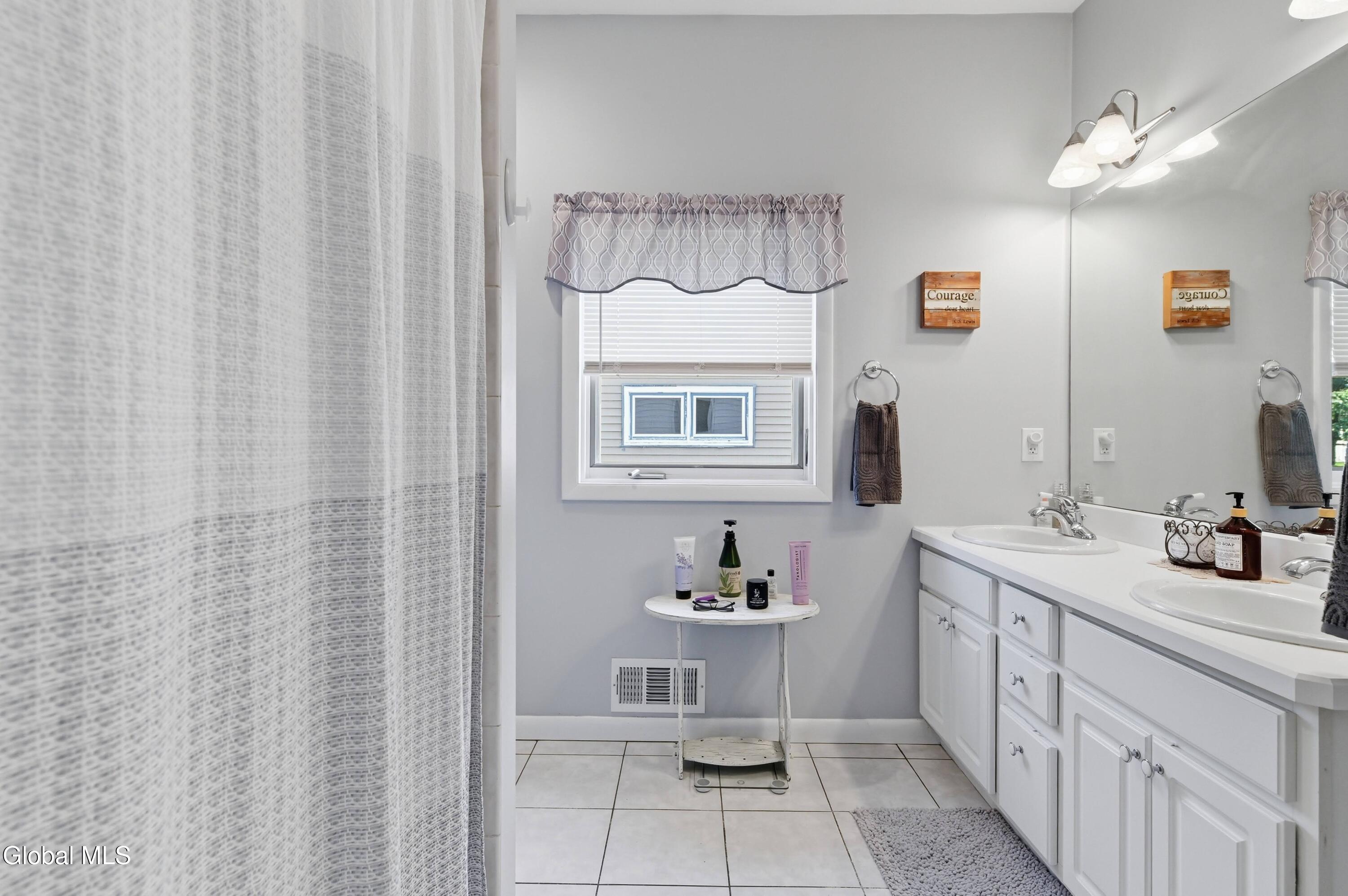 14 Lee Avenue Schenectady NY 12303