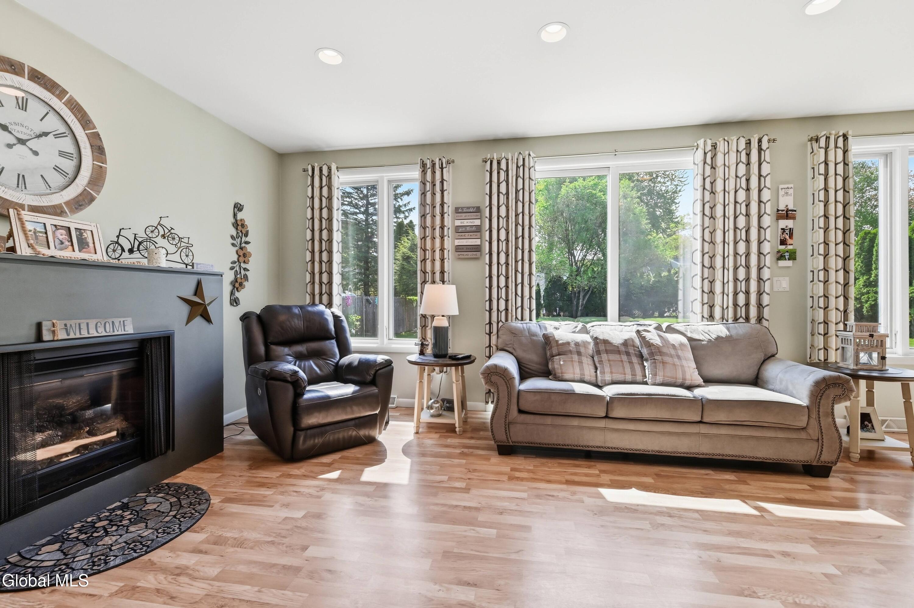 14 Lee Avenue Schenectady NY 12303