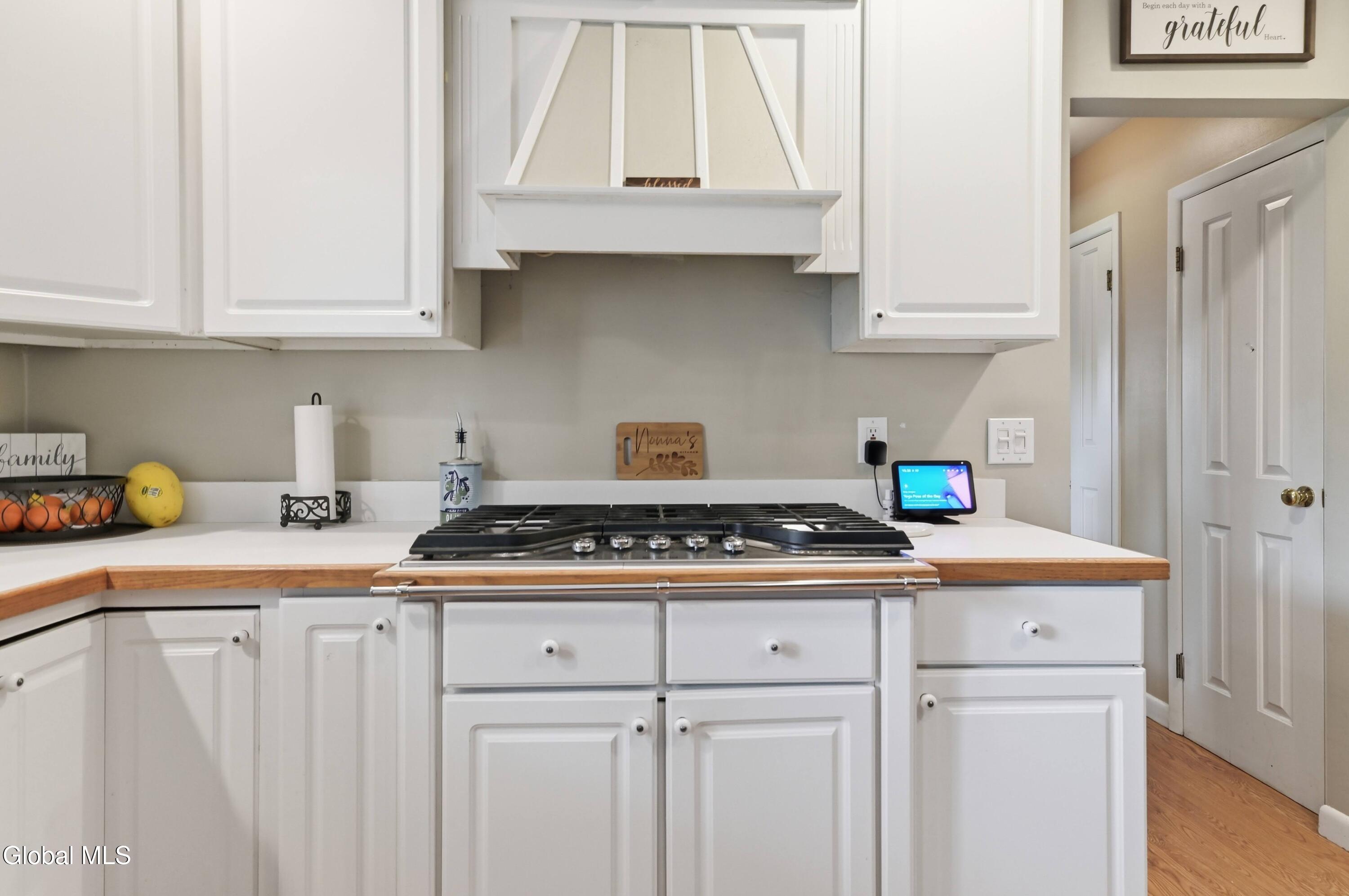 14 Lee Avenue Schenectady NY 12303