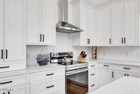30 Harriman Rd Extension Averill Park NY 12018