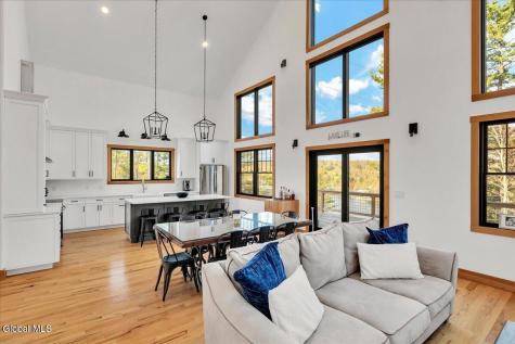 30 Harriman Rd Extension Averill Park NY 12018