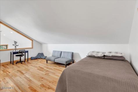 30 Harriman Rd Extension Averill Park NY 12018