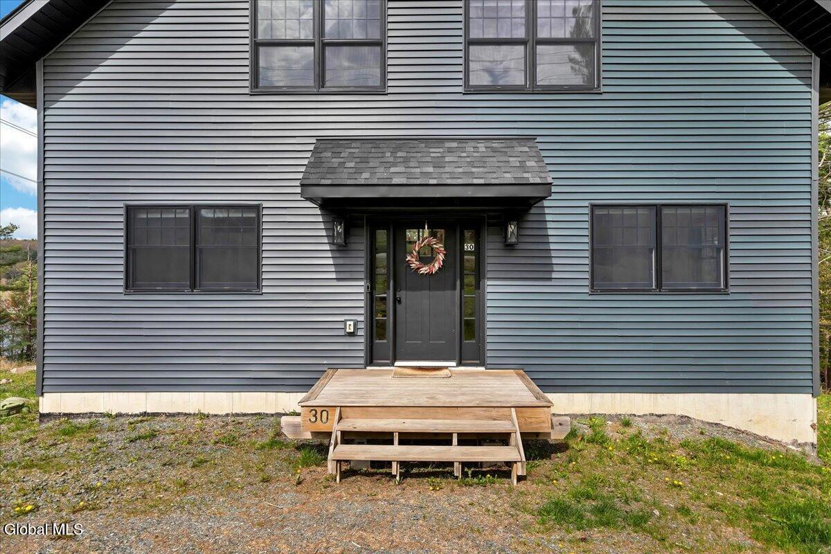 30 Harriman Rd Extension Averill Park NY 12018