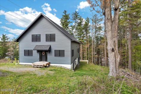 30 Harriman Rd Extension Averill Park NY 12018