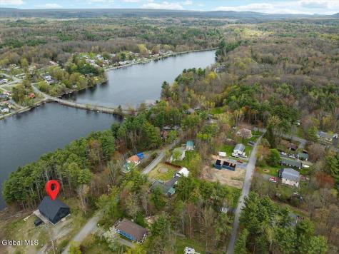 30 Harriman Rd Extension Averill Park NY 12018