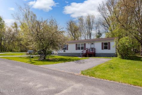 3 White Birch Lane Cambridge NY 12816
