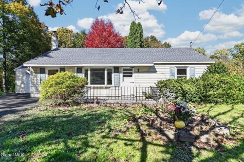 33 Wendell Street Ravena NY 12143