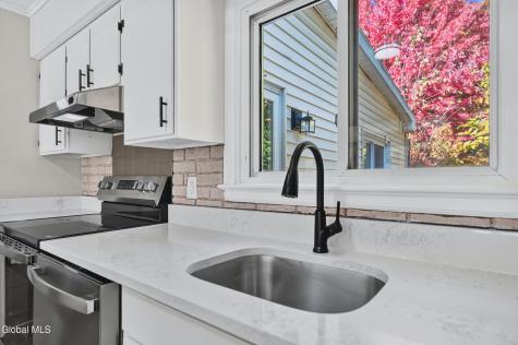 33 Wendell Street Ravena NY 12143