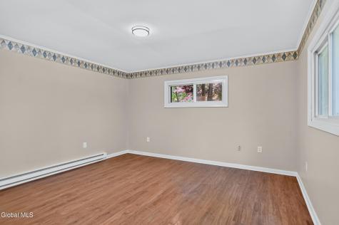 33 Wendell Street Ravena NY 12143