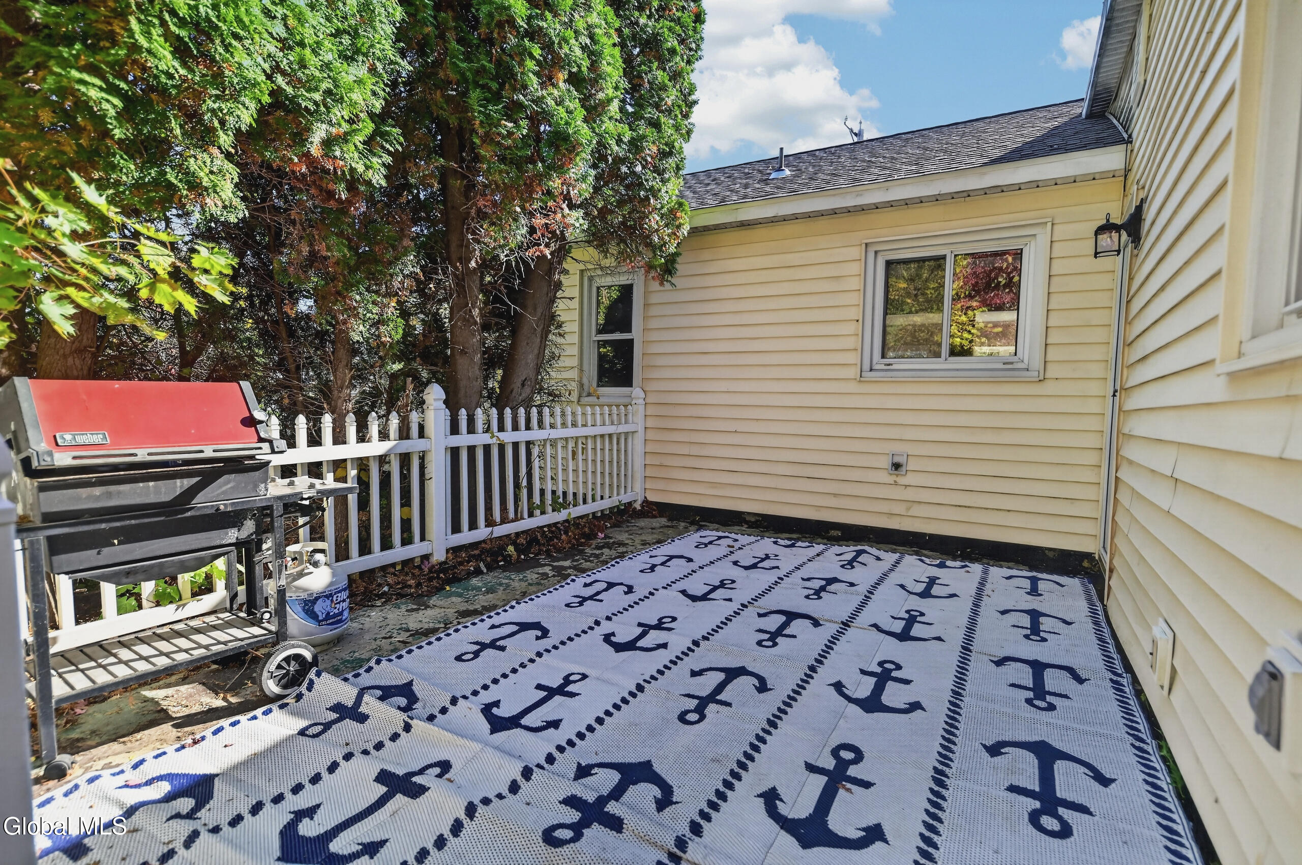 33 Wendell Street Ravena NY 12143