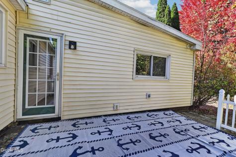 33 Wendell Street Ravena NY 12143