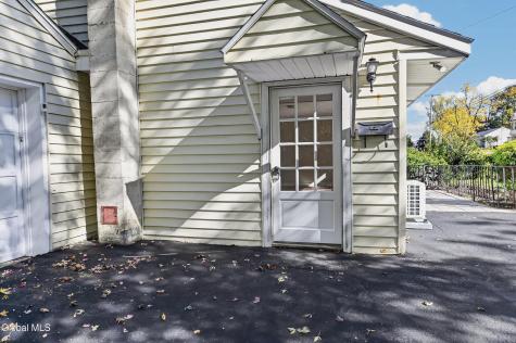 33 Wendell Street Ravena NY 12143