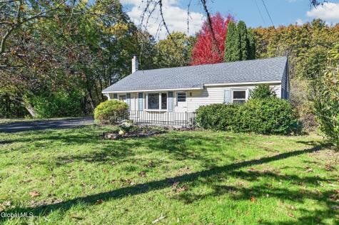 33 Wendell Street Ravena NY 12143