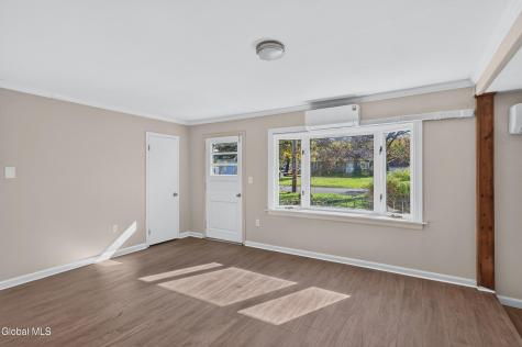 33 Wendell Street Ravena NY 12143
