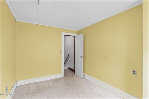 36 New Turnpike Road Troy NY 12182