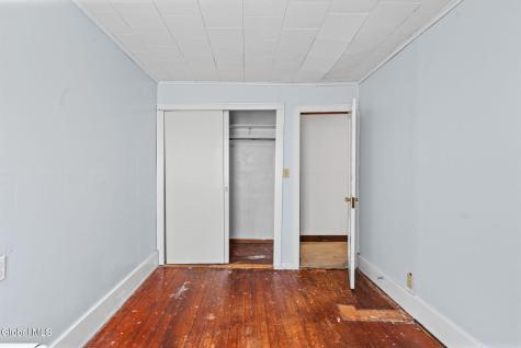 36 New Turnpike Road Troy NY 12182