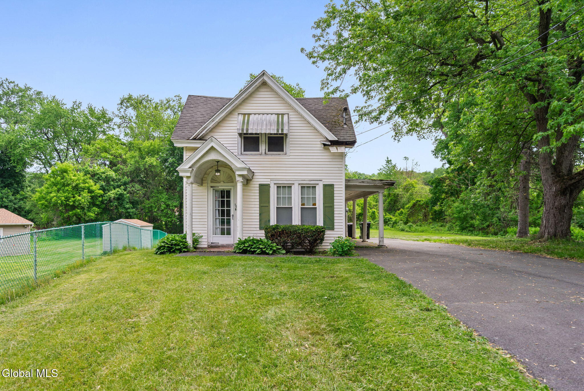 36 New Turnpike Road Troy NY 12182
