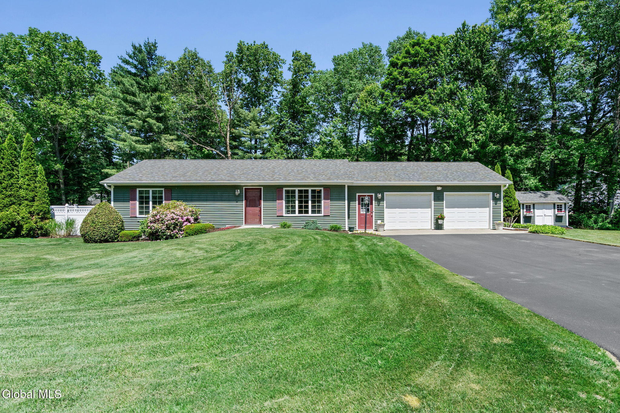18 Mockingbird Lane Queensbury NY 12804