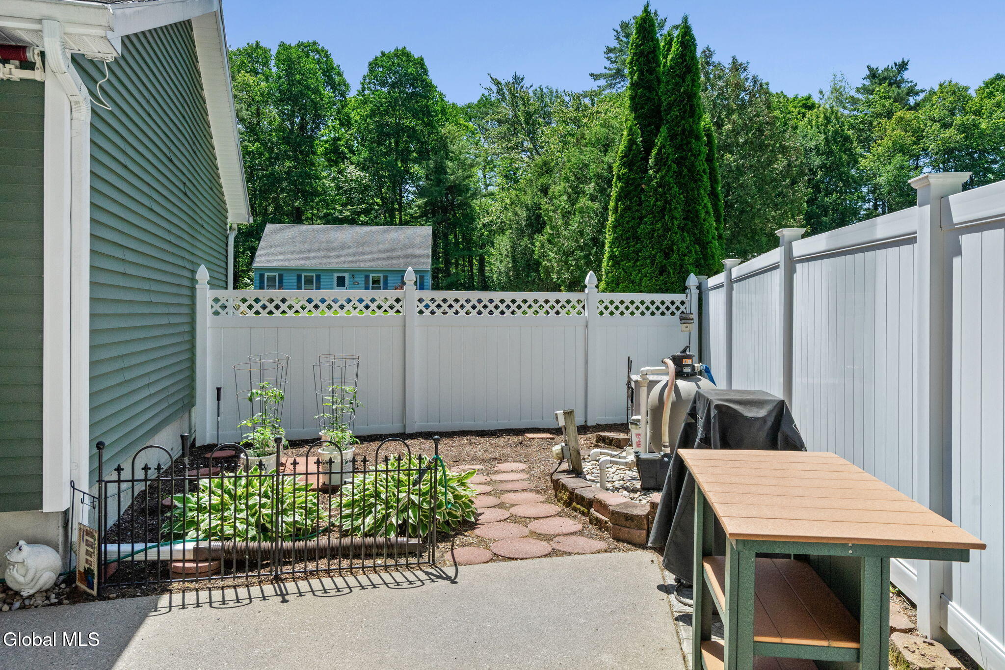 18 Mockingbird Lane Queensbury NY 12804