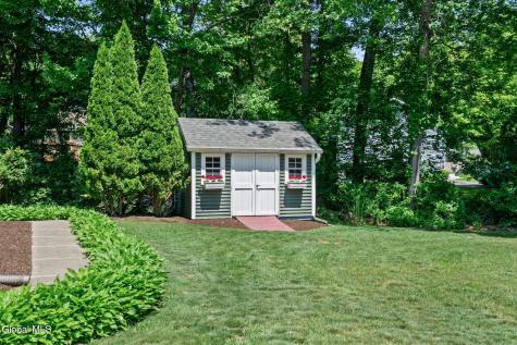 18 Mockingbird Lane Queensbury NY 12804