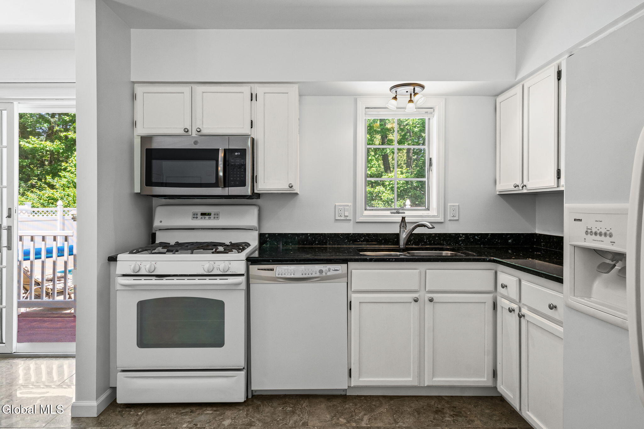 18 Mockingbird Lane Queensbury NY 12804