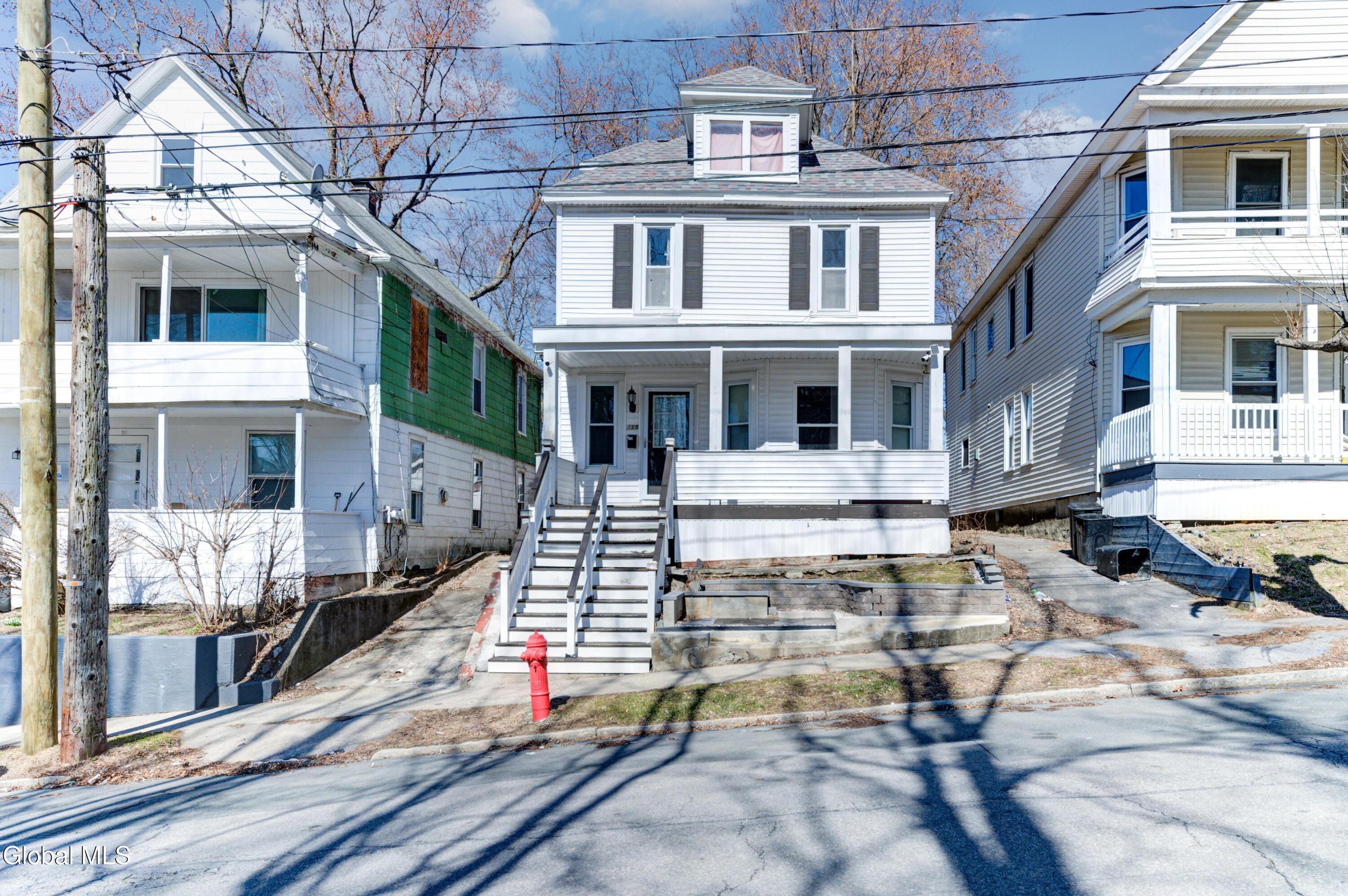 215 Elm Street Schenectady NY 12304