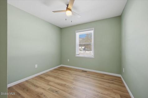 21 Pinewood Hollow Road Queensbury NY 12804