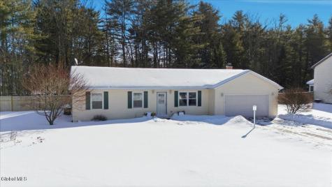 21 Pinewood Hollow Road Queensbury NY 12804