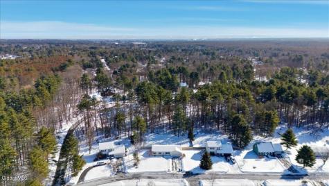 21 Pinewood Hollow Road Queensbury NY 12804