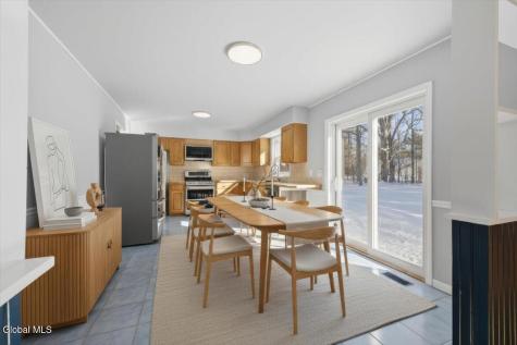 21 Pinewood Hollow Road Queensbury NY 12804