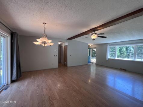 186 Hinds Road Galway NY 12074