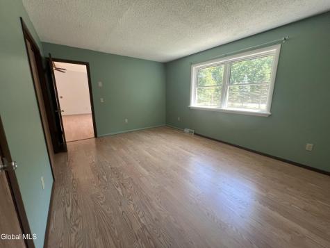186 Hinds Road Galway NY 12074