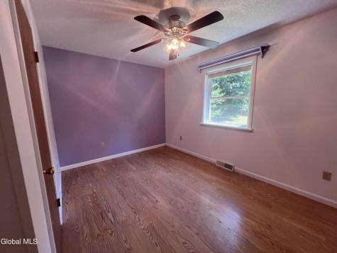 186 Hinds Road Galway NY 12074