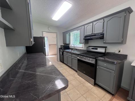 186 Hinds Road Galway NY 12074