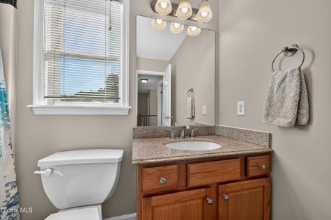 2 Hampshire Place Clifton Park NY 12065