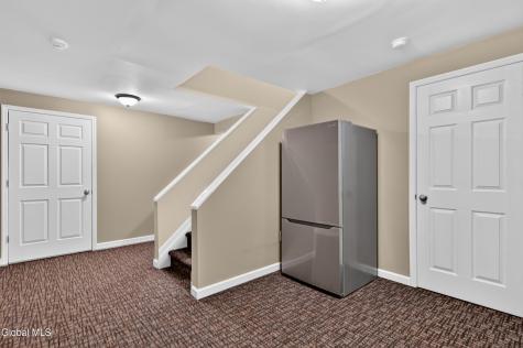 2 Hampshire Place Clifton Park NY 12065
