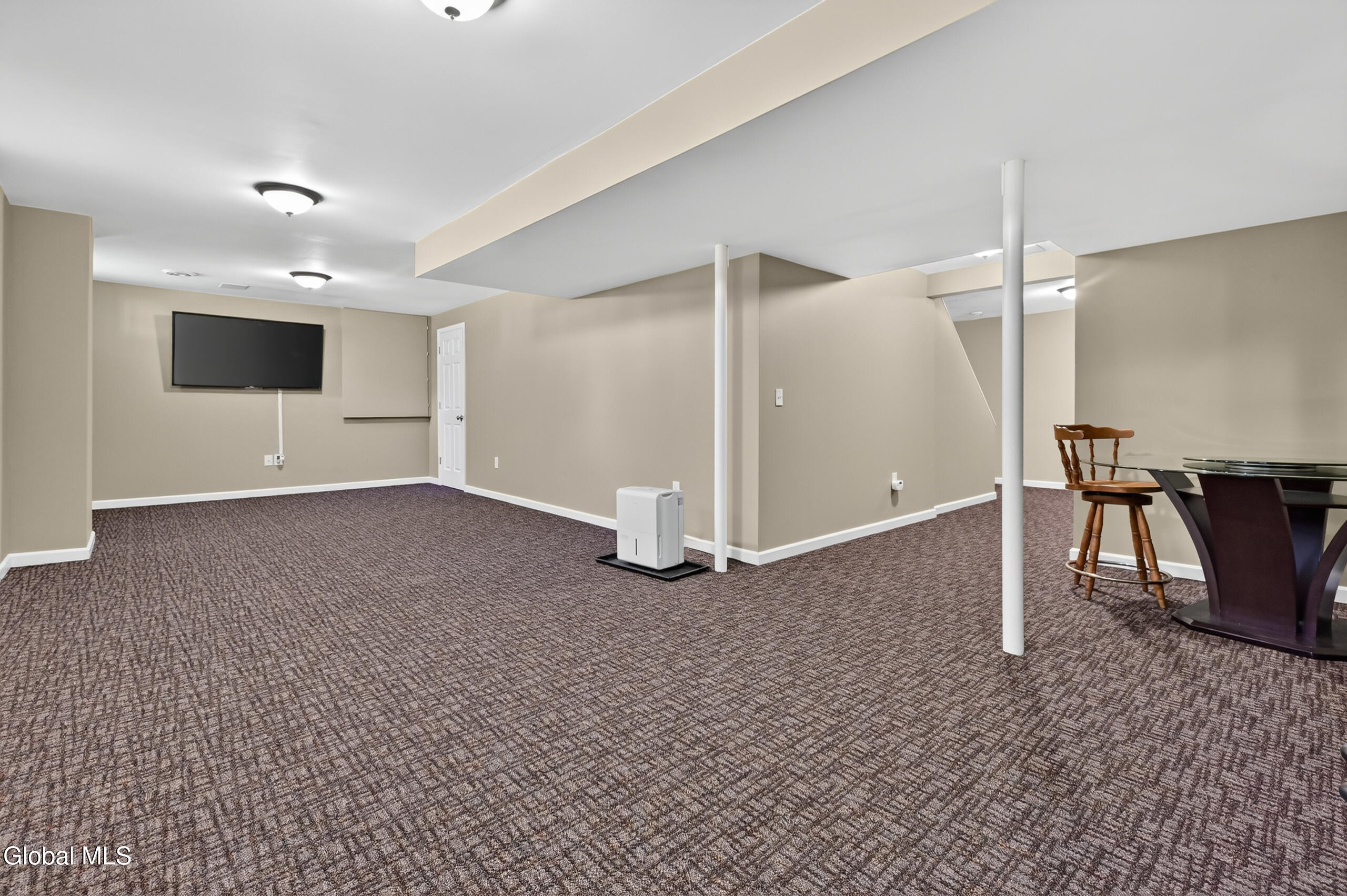 2 Hampshire Place Clifton Park NY 12065
