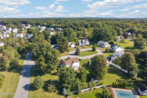 2 Hampshire Place Clifton Park NY 12065