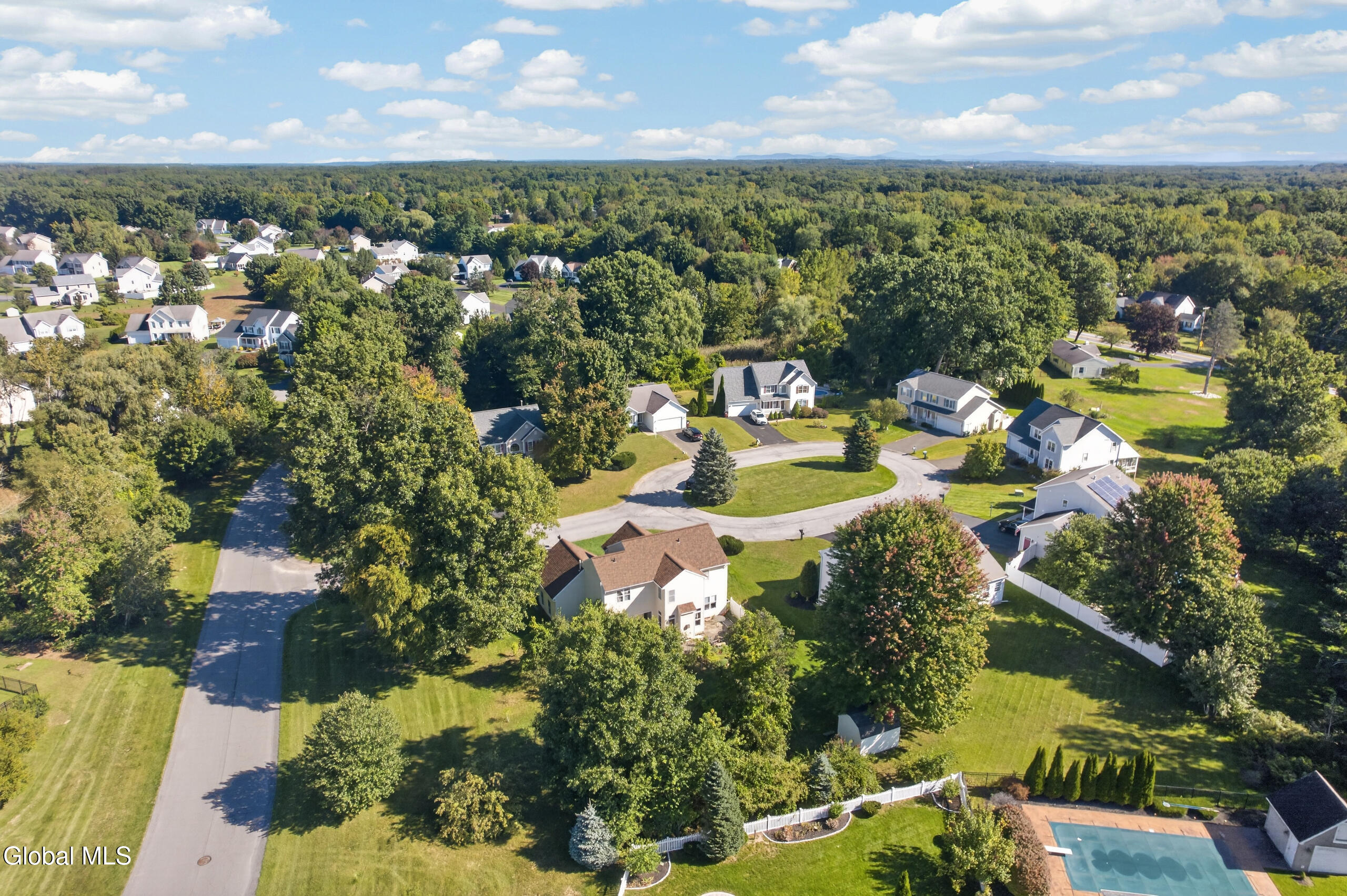 2 Hampshire Place Clifton Park NY 12065