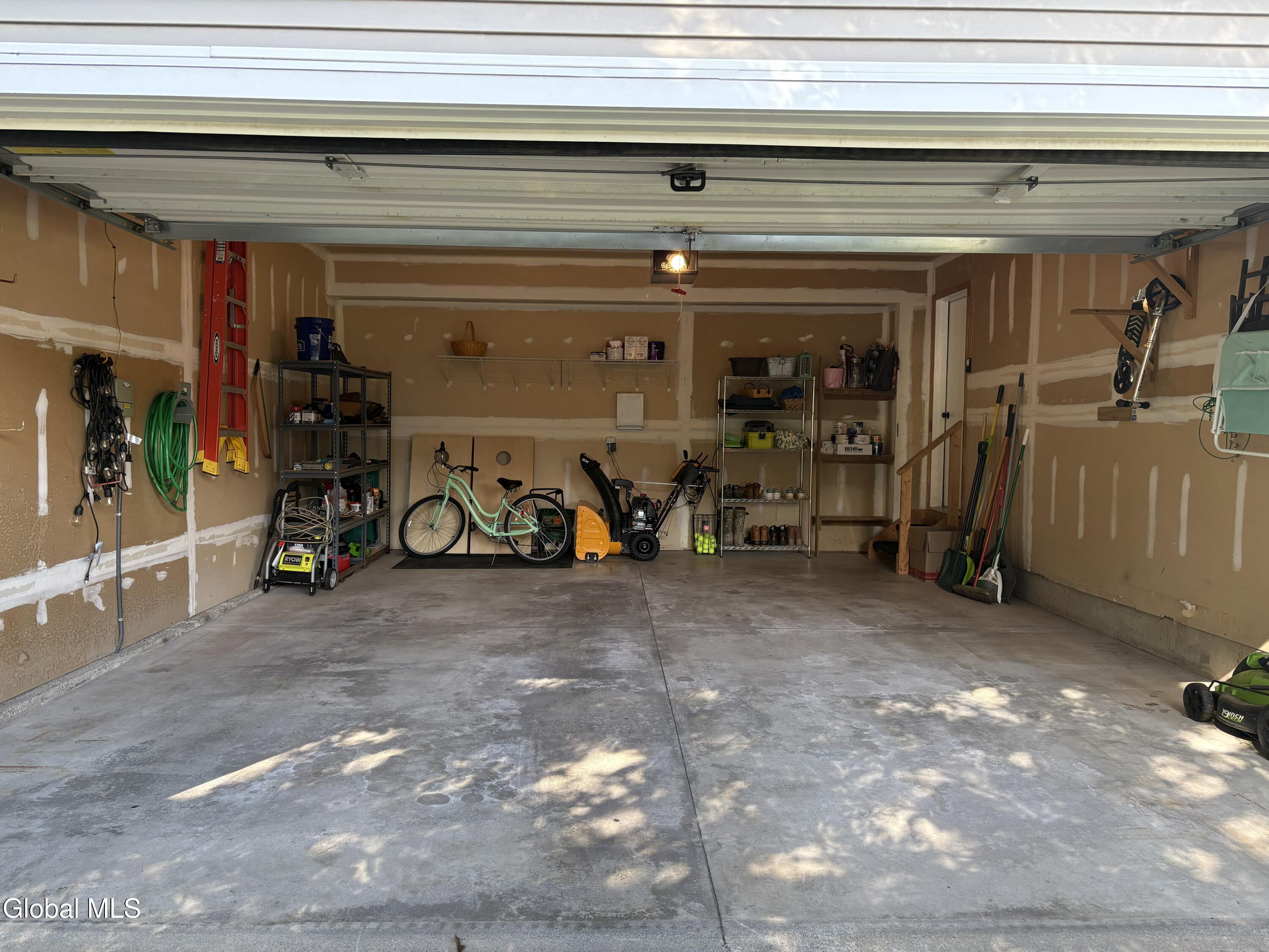 2 Hampshire Place Clifton Park NY 12065