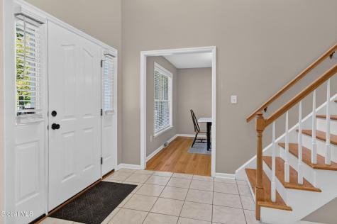 2 Hampshire Place Clifton Park NY 12065