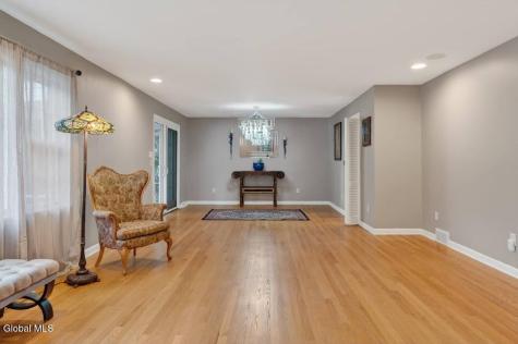 7 Harding Street Albany NY 12208