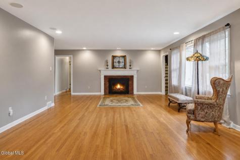 7 Harding Street Albany NY 12208