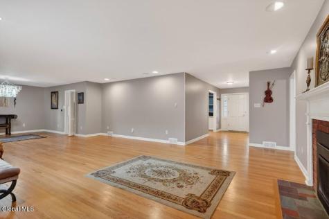 7 Harding Street Albany NY 12208