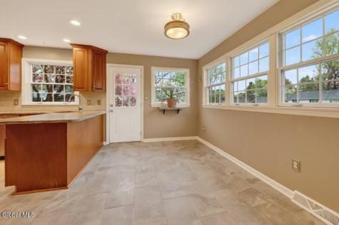 7 Harding Street Albany NY 12208