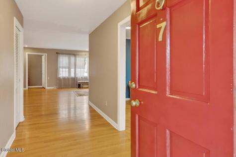 7 Harding Street Albany NY 12208