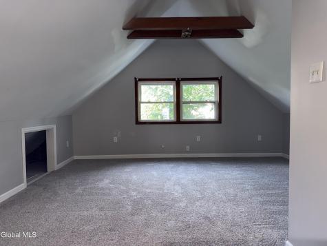 8 Oakland Drive Gloversville NY 12078