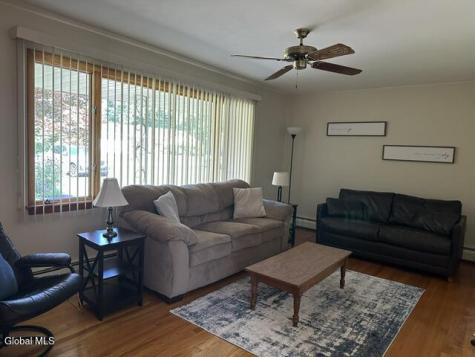 88 Woodlawn Drive Ravena NY 12143