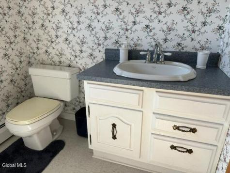 88 Woodlawn Drive Ravena NY 12143